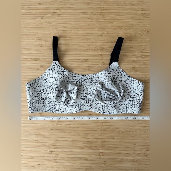 Knix Evolution Bra - Picture 2 of 11